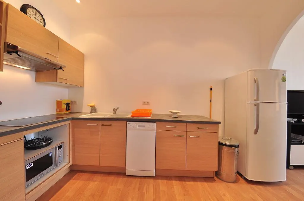 Apartment Cassis Loc - Appartement Meuble France